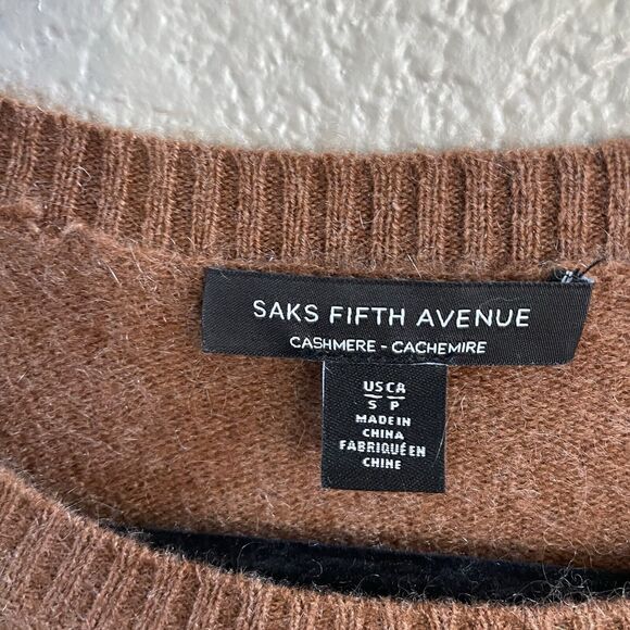 Saks Fifth Avenue Cashmere Brown Crew Neck Sweater - Picture 3 of 7